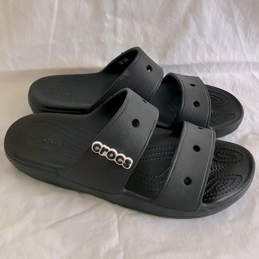 CROCS black unisex sandal